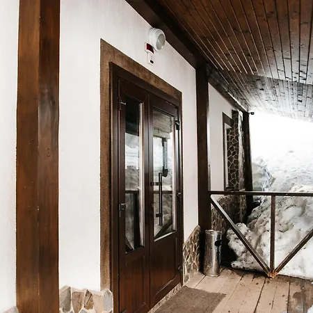 мігалі Hotel